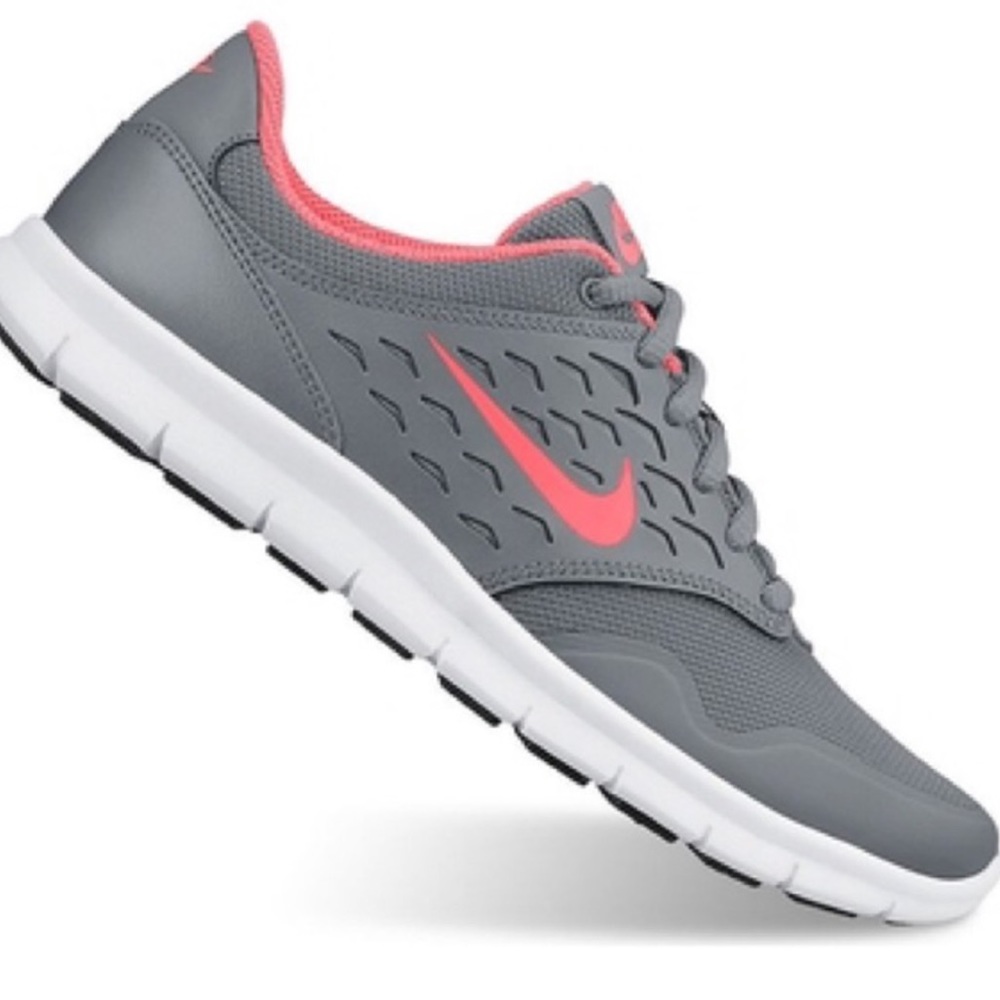 NEW Nike Orive Sneakers